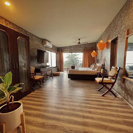 Ukiyo Beach Resort Mandrem Exterior photo