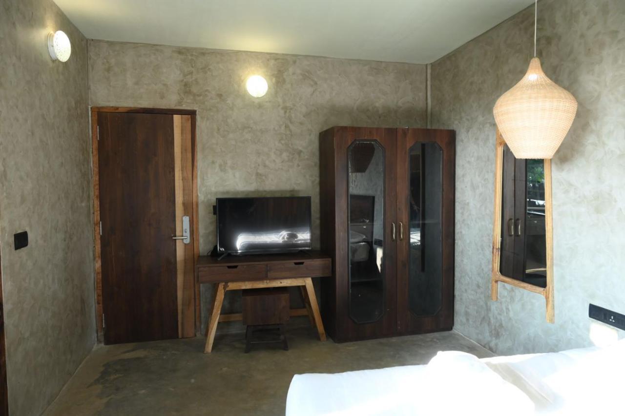 Ukiyo Beach Resort Mandrem Exterior photo