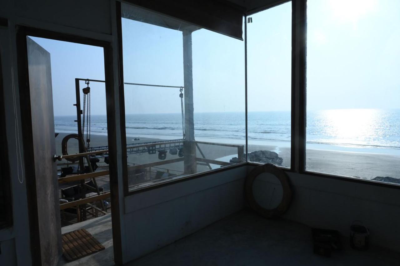 Ukiyo Beach Resort Mandrem Exterior photo