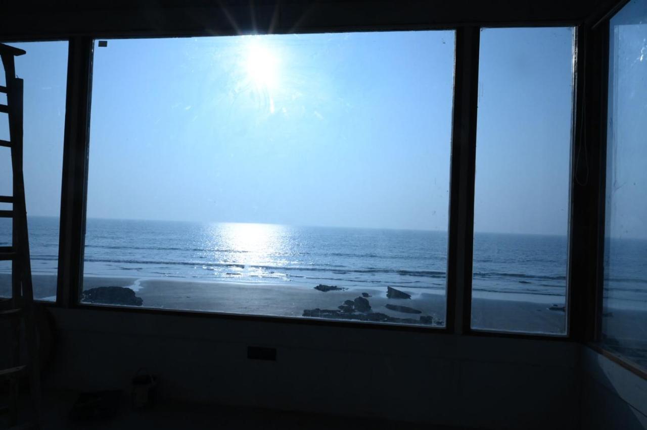 Ukiyo Beach Resort Mandrem Exterior photo