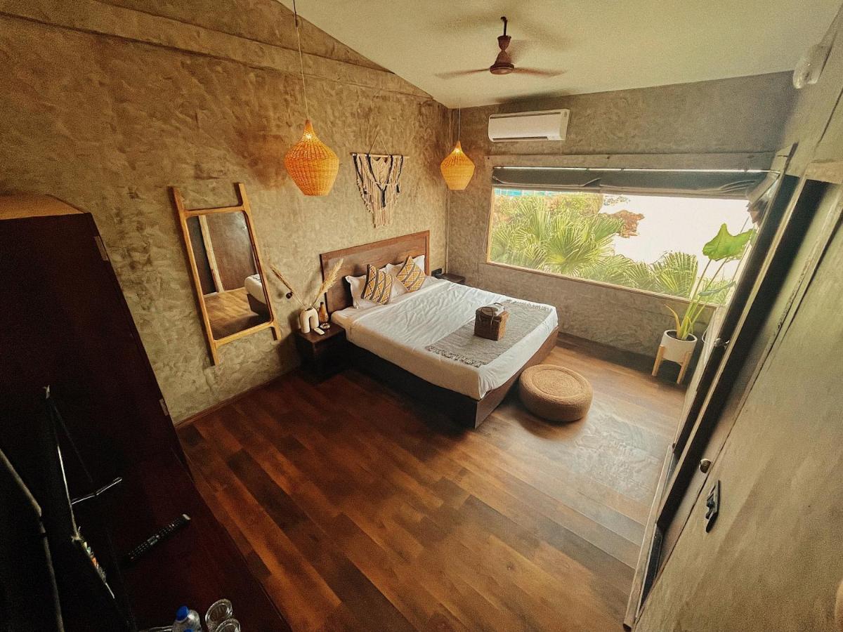 Ukiyo Beach Resort Mandrem Exterior photo