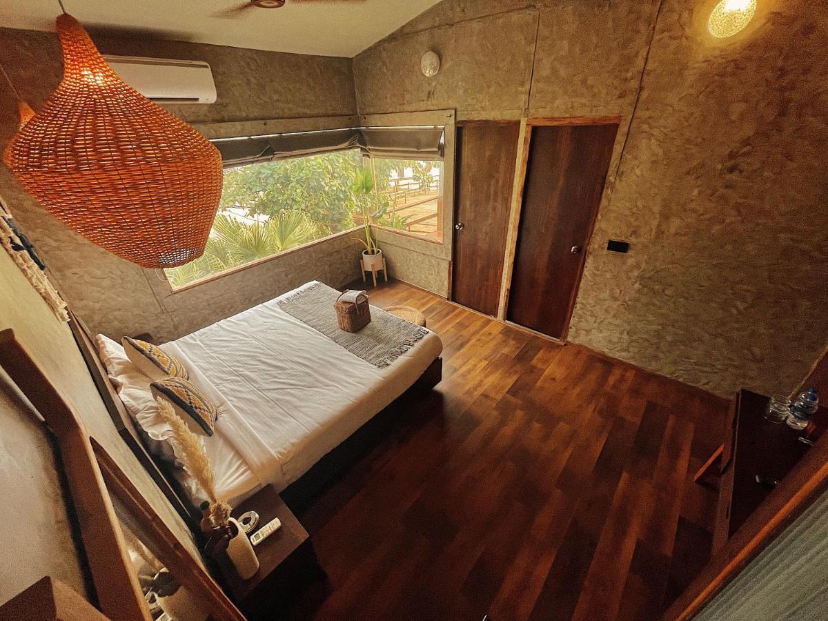 Ukiyo Beach Resort Mandrem Exterior photo